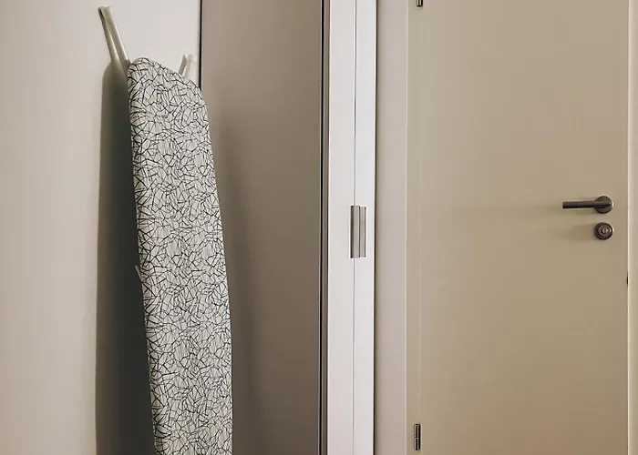 Neuwertiges Mit Schnellem Wlan, Netflix, Glasfaser, Kostenlose Privatparkplatz Auch Fuer Transporter Geeignet R8 Appartamento